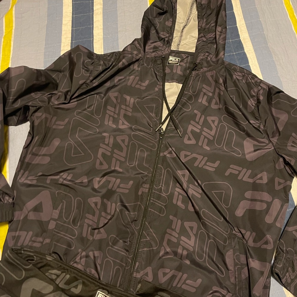 Women’s track suit with leggings